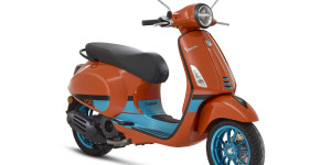 Beitragsbild des Blogbeitrags Vespa Primavera Color Vibe – Villa Kunterbunt