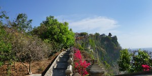 Beitragsbild des Blogbeitrags Pura Luhur Uluwatu Temple ~ Bali 