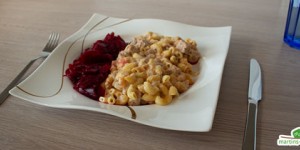 Beitragsbild des Blogbeitrags Sauerrahmfleisch mit Hörnchen