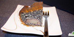 Beitragsbild des Blogbeitrags Mohnkuchen mit Rotweinbirnen