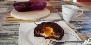 Beitragsbild des Blogbeitrags Überbackener Schoko-Krapfen – Sonntags-Seelenfutter