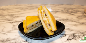 Beitragsbild des Blogbeitrags Armer Ritter mit Apfel-Rosinen-Füllung