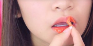 Beitragsbild des Blogbeitrags Berrisom Lip Tint: Abziehbarer Lipgloss als Mega-Trend
