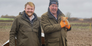 Beitragsbild des Blogbeitrags “Clarksonss Farm” geht in die 3. Runde