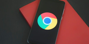 Beitragsbild des Blogbeitrags Sicherheitslücken in Chrome: Google empfiehlt Browser-Aktualisierung
