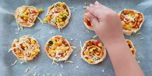 Beitragsbild des Blogbeitrags Dreierlei Blätterteig-Schnecken: Kleiner, schneller Snack