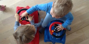 Beitragsbild des Blogbeitrags „Welcher Eltern-Typ bin ich?“ Der große Zwillingseltern Psychotest! 