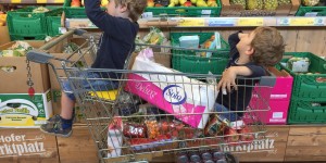 Beitragsbild des Blogbeitrags Spartipps: So kaufst du mit 100 Euro für vier Personen ein