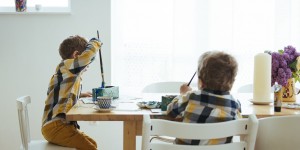 Beitragsbild des Blogbeitrags Gebrauchsanleitung für Daheim: 66 Ideen für Kinder im Corona Sommer