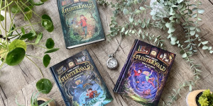 Beitragsbild des Blogbeitrags Buchvorstellung der fantastischen Abenteuerreihe Flüsterwald inkl. Gewinnspiel
