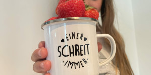 Beitragsbild des Blogbeitrags Schnelle, köstliche Erdbeermarmelade mit nur 3 Zutaten
