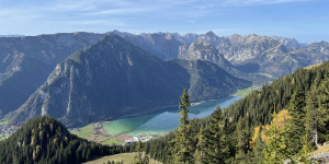 Beitragsbild des Blogbeitrags Ab an den Achensee: Die Top 11 Ausflugsziele für Familien rund um den Achensee in Tirol 