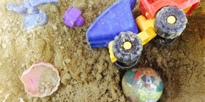 Beitragsbild des Blogbeitrags Fünf Fehler auf dem Spielplatz, die wir für dich gemacht haben, damit du sie nicht machen musst