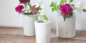 Beitragsbild des Blogbeitrags Gastbeitrag: DIY Betonvase – Tischschmuck für den nächsten Jubeltag