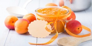 Beitragsbild des Blogbeitrags 15 Geschenke aus der Küche – viele wundervolle Rezepte und Ideen zum Selbermachen