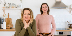 Beitragsbild des Blogbeitrags Die Schimpf-Diät von Daniela Gaigg und Linda Syllaba