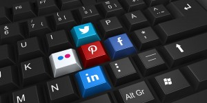 Beitragsbild des Blogbeitrags Steigern Sie die Interaktionen auf Ihren Social Media Channels 