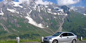 Beitragsbild des Blogbeitrags Fahrvergnügen günstig und exklusiv: Ein günstiger Mietwagen für den Urlaub