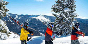 Beitragsbild des Blogbeitrags Skiausrüstung kaufen: Darauf musst du achten