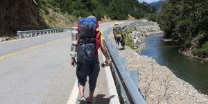 Beitragsbild des Blogbeitrags Abenteuer Backpacking: Mit kleinem Budget die Welt entdecken
