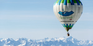 Beitragsbild des Blogbeitrags 5 einzigartige Flugerlebnisse in Tirol