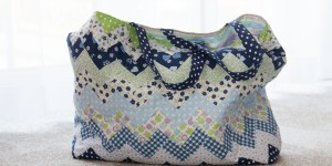 Beitragsbild des Blogbeitrags Patchwork-Einkaufstasche 