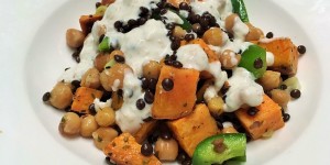 Beitragsbild des Blogbeitrags Lauwarmer Süßkartoffel Salat