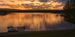 Beitragsbild des Blogbeitrags Abendsonne am Schwarzlsee – Instagram 