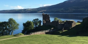 Beitragsbild des Blogbeitrags On the shores of Loch Ness