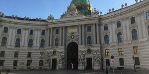 Beitragsbild des Blogbeitrags Vienna – from the Michaelerplatz to St. Stephen’s Cathedral 