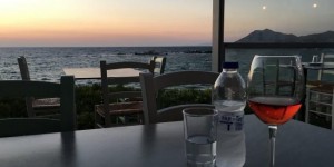 Beitragsbild des Blogbeitrags What I learned on Milos and in Athens