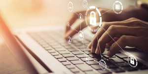 Beitragsbild des Blogbeitrags Cybercrime: 15 einfache Tipps gegen Internetbetrug und Hackerangriffe 