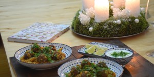 Beitragsbild des Blogbeitrags Fleischbällchen in geschmortem Freekeh