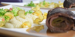 Beitragsbild des Blogbeitrags Rinderroulade Oma-Herta-Style