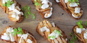 Beitragsbild des Blogbeitrags Birnen-Ziegenkäse-Krustenbrot