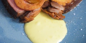 Beitragsbild des Blogbeitrags Steak, Zwiebelringe, Aioli