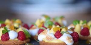 Beitragsbild des Blogbeitrags Zitronen-Basilikum-Tarte