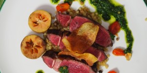 Beitragsbild des Blogbeitrags Schottisches Entrecote im Frühling mit Waldknoblauch