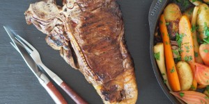 Beitragsbild des Blogbeitrags T-Bone-Steak mit Gemüse 
