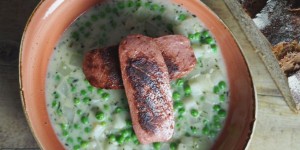 Beitragsbild des Blogbeitrags Kohlrabierbsen mit Knacker wie früher