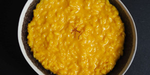 Beitragsbild des Blogbeitrags Die Fensterglaspaste des Mailänder Doms und das Risotto alla milanese