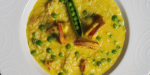 Beitragsbild des Blogbeitrags Risotto mit Curry und Garnelen