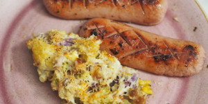 Beitragsbild des Blogbeitrags Kohlgratin mit Semmelkren.