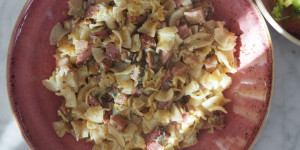 Beitragsbild des Blogbeitrags Altwiener Schinkenfleckerl