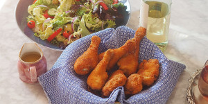 Beitragsbild des Blogbeitrags Träumen vom Original Wiener Backhenderl mit Salat