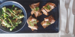 Beitragsbild des Blogbeitrags Welsbrote und Spargelmelonensalat
