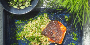 Beitragsbild des Blogbeitrags Lachs mit Kräuter-Zeller