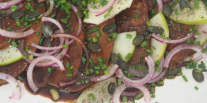Beitragsbild des Blogbeitrags Wilfersdorfer Sommer-Tafelspitzsalat 