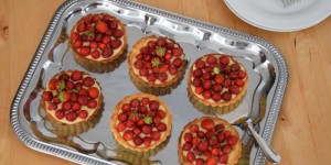 Beitragsbild des Blogbeitrags Erdbeer-Tartelettes 