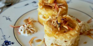 Beitragsbild des Blogbeitrags Saftiger Kürbis-Cheesecake mit Karamellsauce 